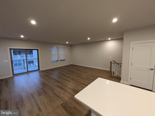 Photo - 610 Percy Pl