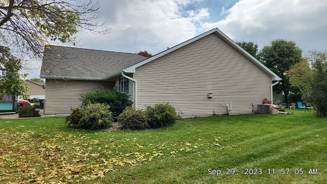 Photo - 3181 Westowne Ct