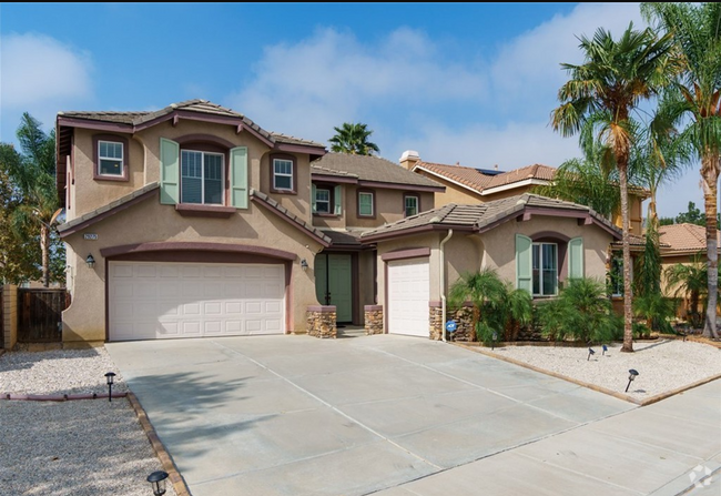 Building Photo - Beautiful 2-Story 5 bedroom home