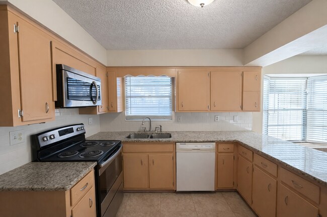 Photo - Woodlands / Lakeside Estates