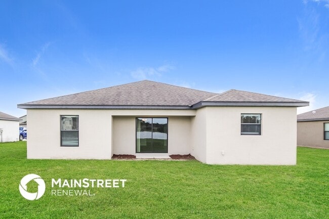 Building Photo - 719 Center Lake St