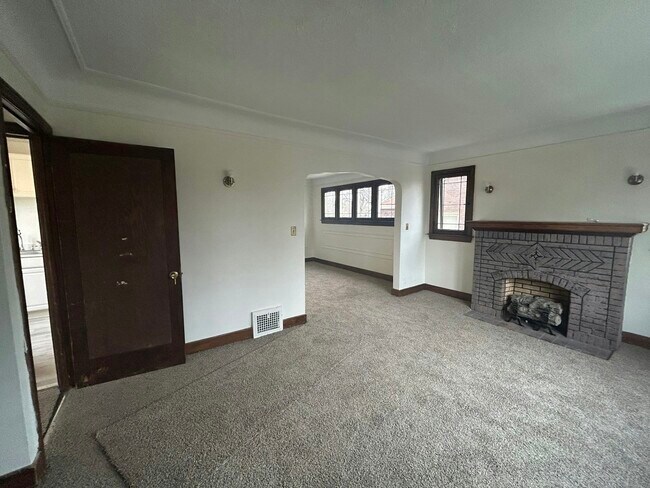 Photo - 4401 Buckingham Unit Upper