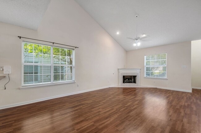 Photo - 3056 Royal Palm Way