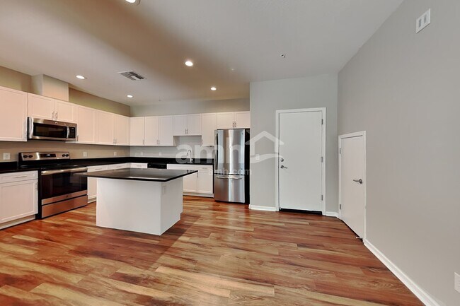 Photo - 20727 W Stone Hill Rd