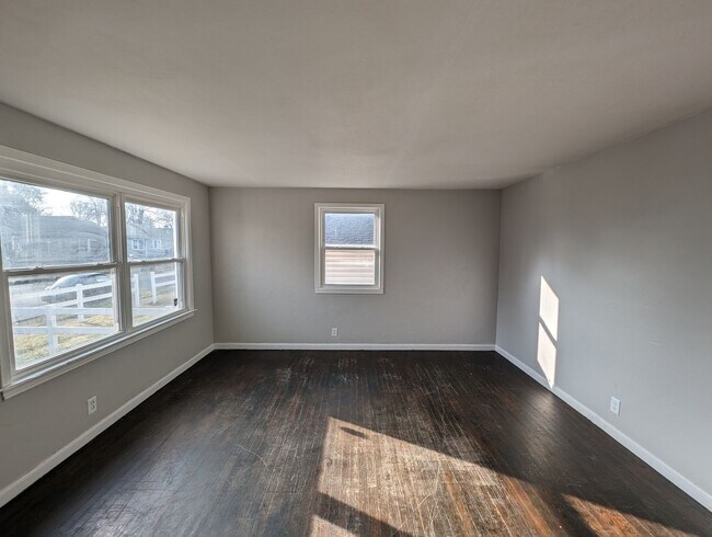 Photo - 3-Bedroom, 1-Bathroom Home – $1,225/Month | Accepting Section 8