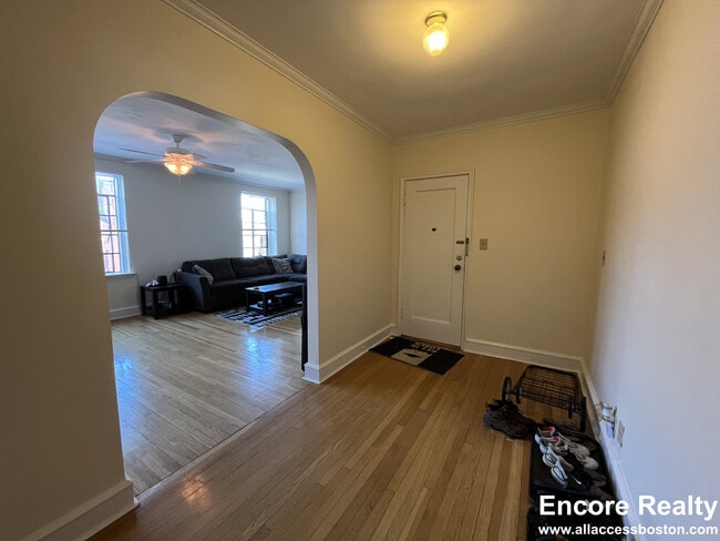 111 Longwood Ave
