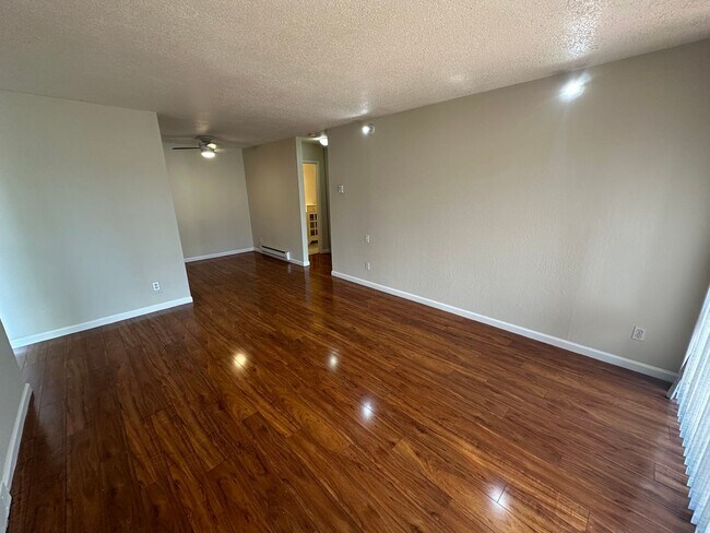 Photo - 1 Bed 1 Bath Condo In Walnut Creek Unit 11