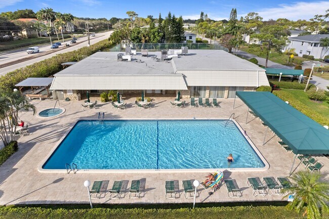 Photo - 2915 SW 15th St Unidad 204