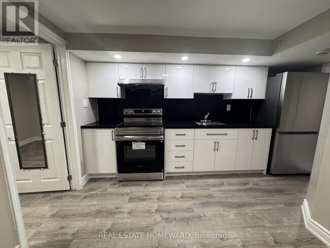 Photo - 20 Robinson Ave