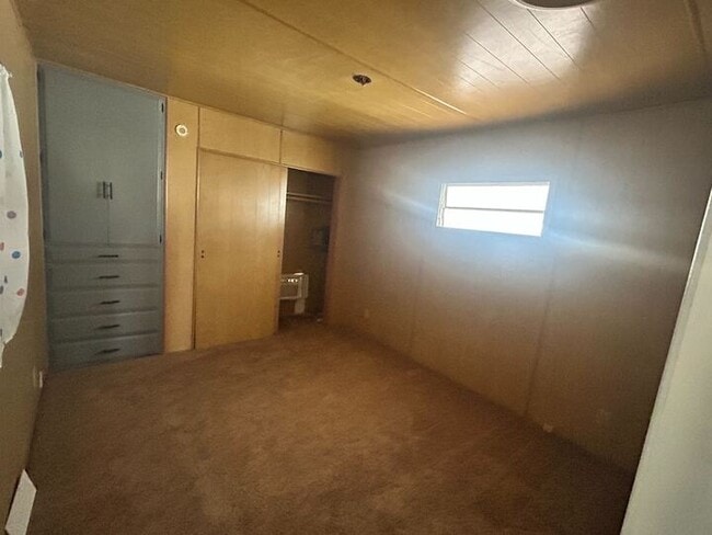 Photo - 530 S Alma School Rd