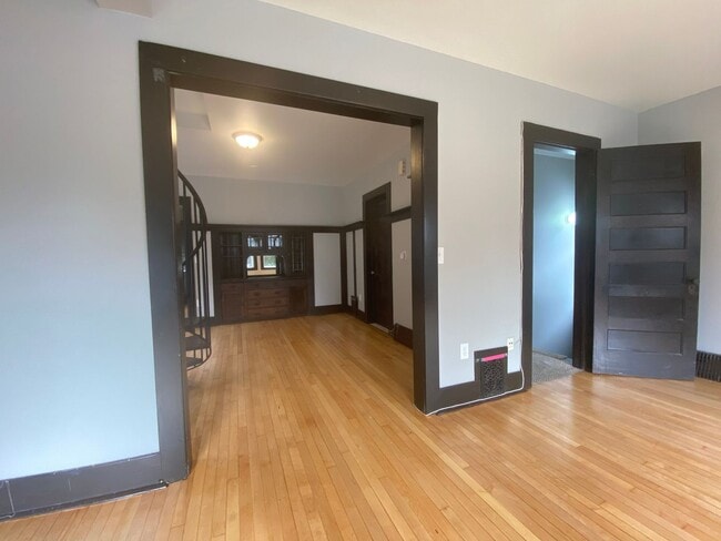 Photo - Maryland Upper near UWM