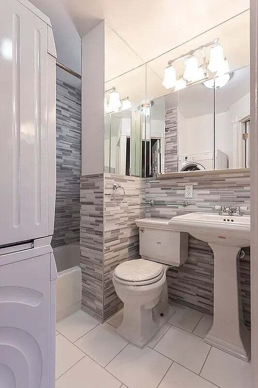 Photo - 527 E 5th St Unidad 3B