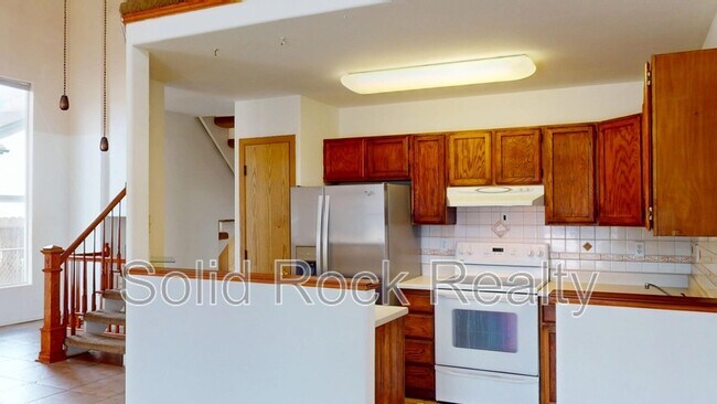 Photo - 935 Greenbrier Dr