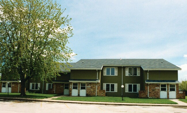 Applewood Properties