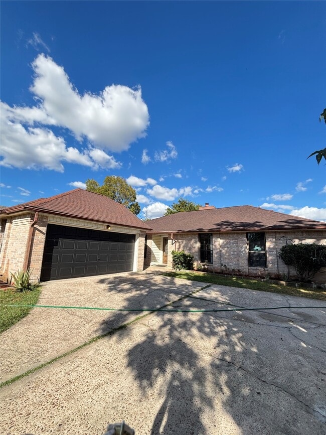 Photo - 10006 Hibernia Dr