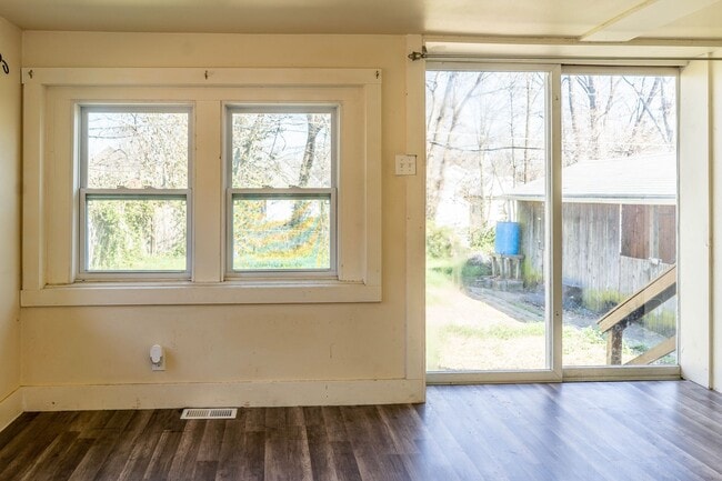 Photo - Spacious 2 bedroom 2 bath house