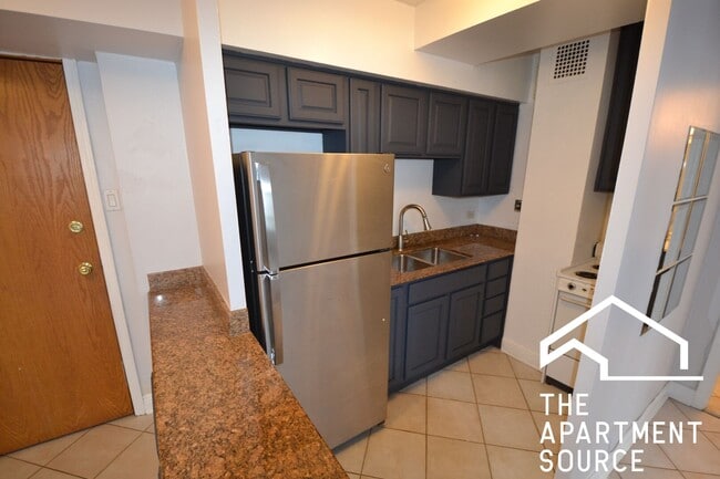 Building Photo - 4180 N Marine Dr Unit 1307 Rental