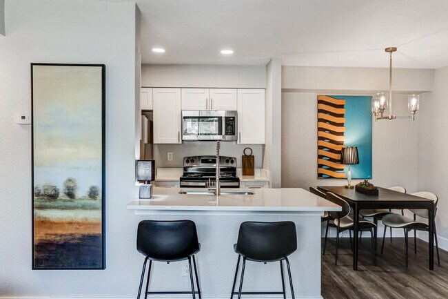 Photo - Coral Palms Apartments