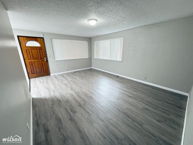 Photo - 1112-1114 W Fremont Ave Unit 1112