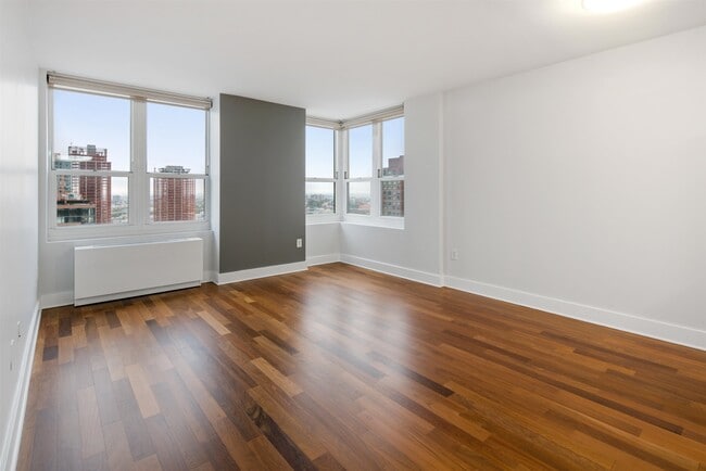 Building Photo - 88 Morgan St Unit 3301