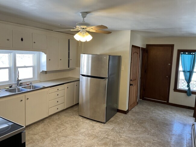 Photo - 1625 N 4th St