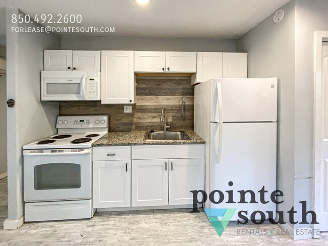 Photo - 335 E Canal Dr