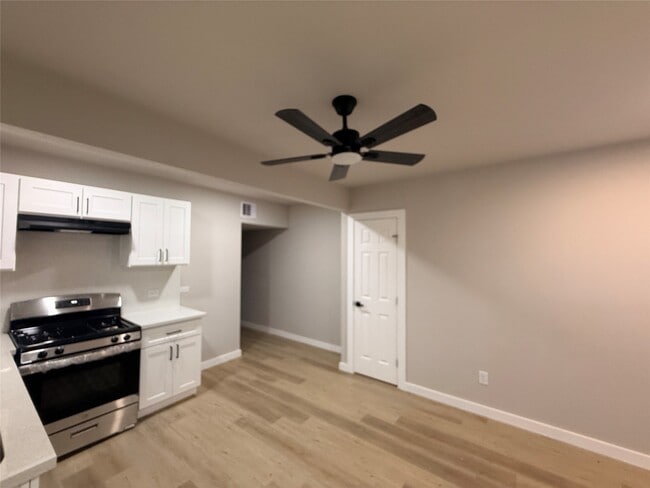 Photo - 5238 Pease St Unit 1