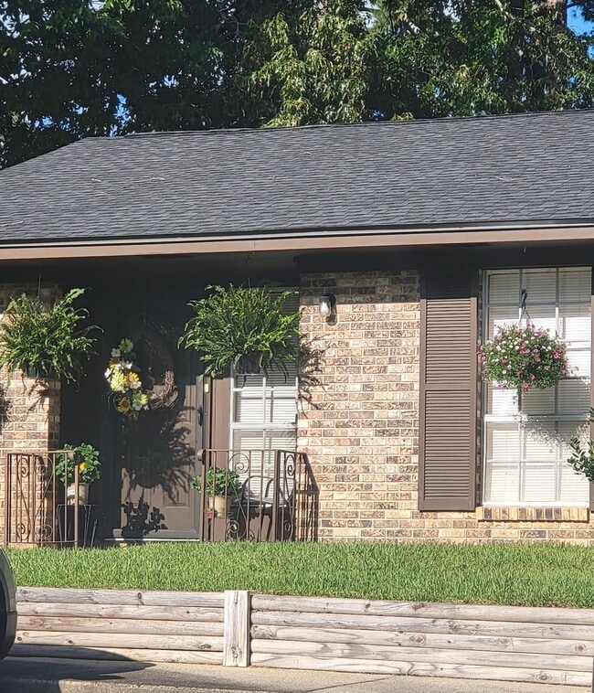 Photo - Briarwood Hills Apartments