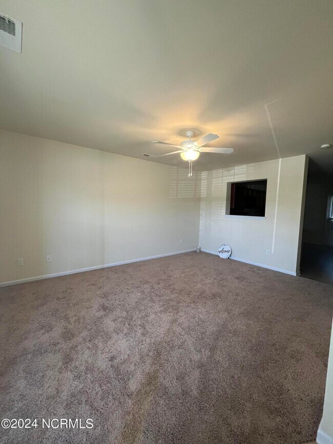 Photo - 311 Caldwell Loop