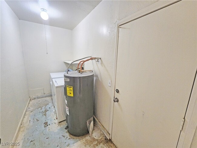 Building Photo - 2091 Sycamore Ave Rental