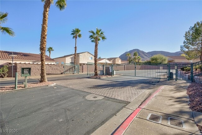 Building Photo - 109 La Suena Ct