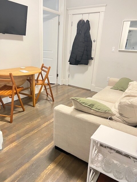 Photo - 111 Jersey St Unit 5