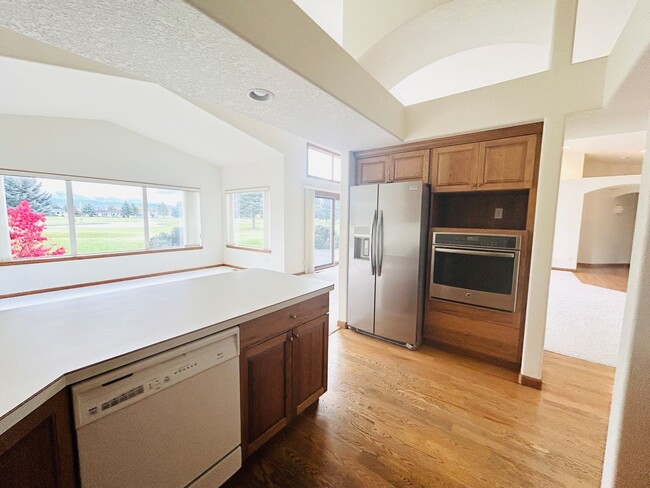 Photo - Beautiful Home on Village Greens with Vaul...