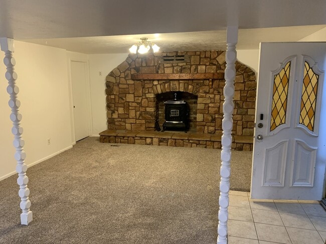 Photo - 664 S 900 E St