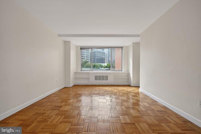 1121 Arlington Blvd Unit 520