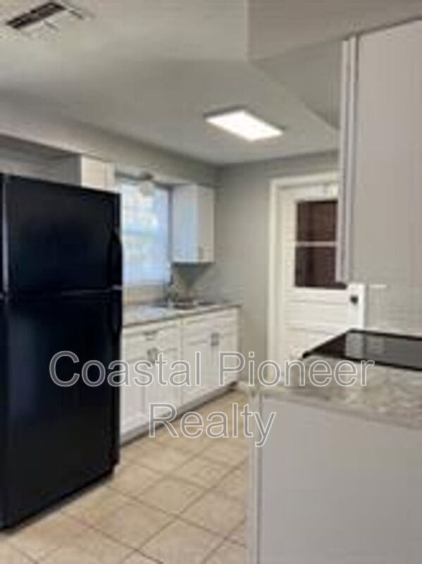 Photo - 1633 Marengo Dr