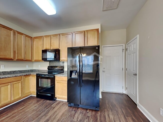 7817 Magellan Dr