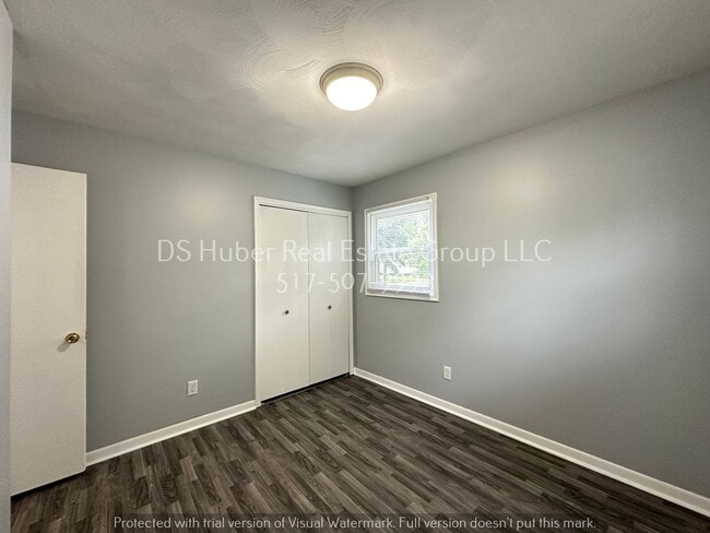 5916 Piper Ave