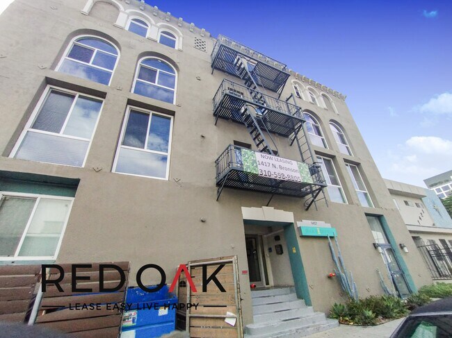 Photo - ~1 Month FREE~ Fantastic, Modern One Bedro... Unidad 205