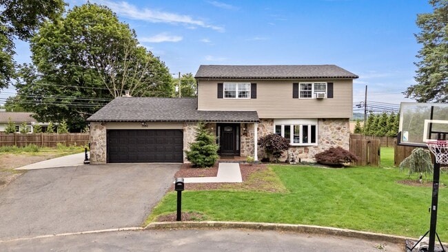 Photo - 7590 Violet Cir House