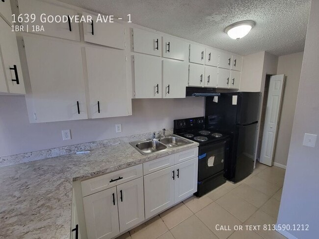 Photo - 1639 Goodyear Ave Unit 1