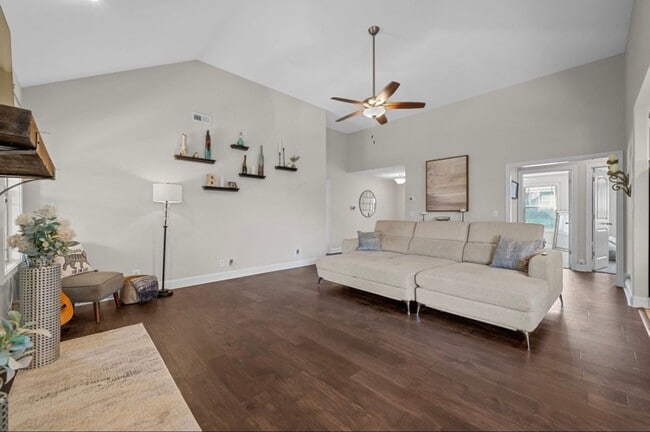 Photo - 2828 Russet Ridge Dr