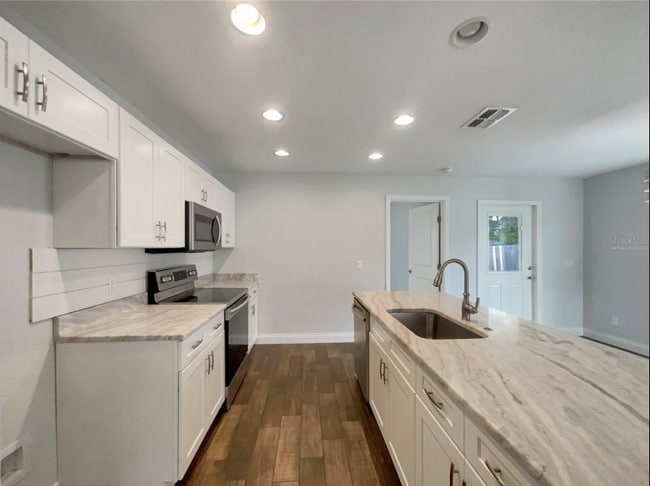 Photo - 203 Clayton Rd