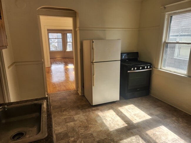 Photo - 3127 N Bartlett Ave