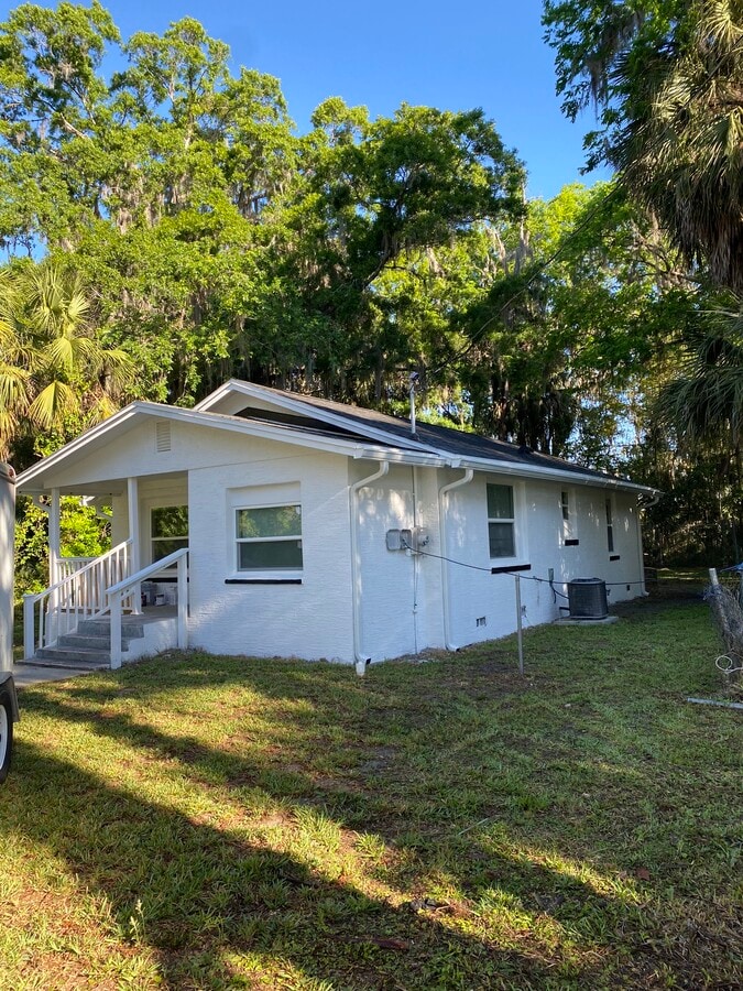 Photo - 1114 Olive St