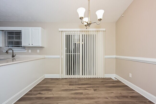 Photo - 324 Brannans Ct