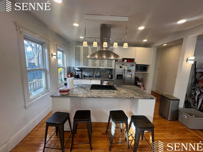 Photo - 229 Harvard St Unit 1