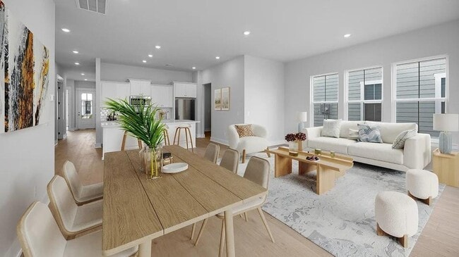 Photo - 135 Bloomsbury St