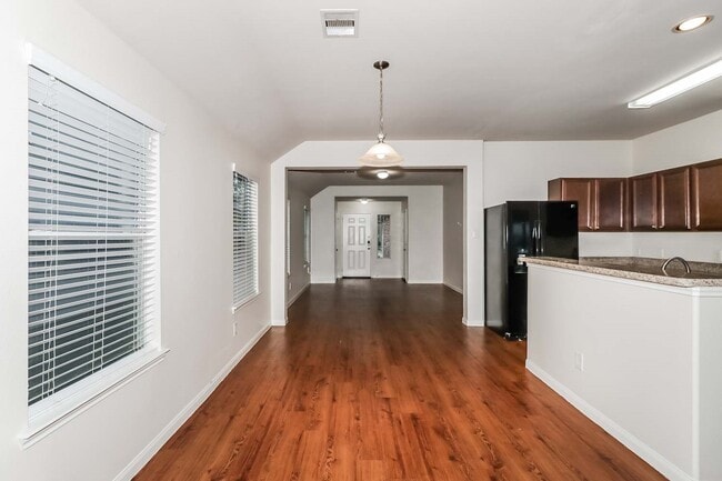 Photo - 18731 Dennington Dr