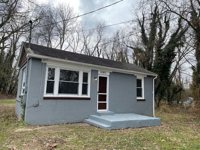 Building Photo - Adorable 1 bedroom House FOR RENT in Bridg...